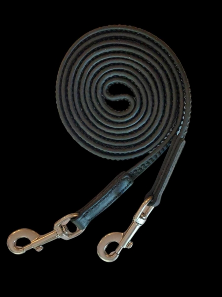 Exclusive rubber reins