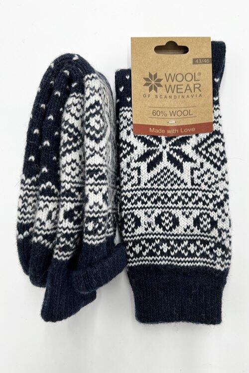 CHARM 50 - NAVY snefnugmønster af 60% lammeuld